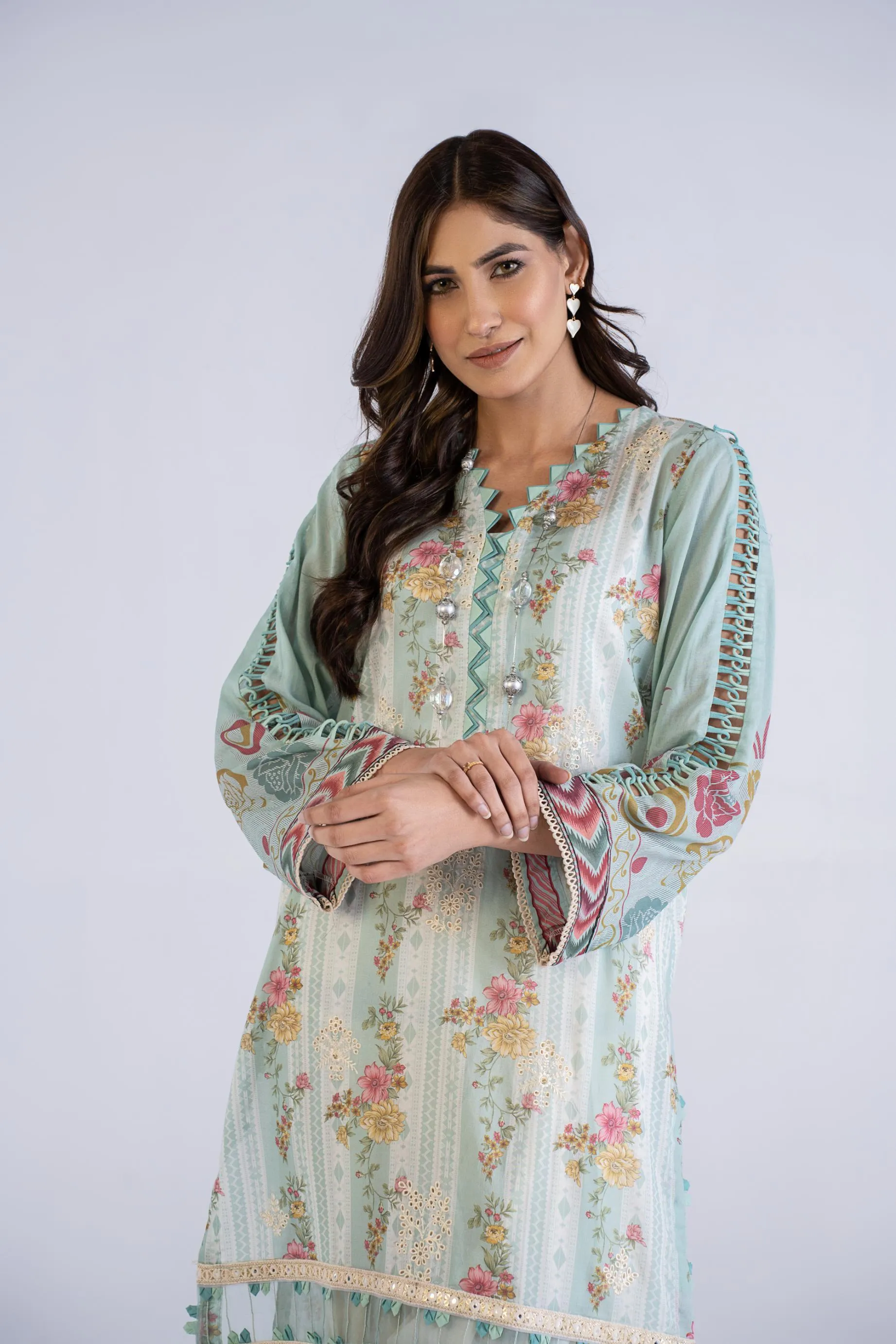 2PC Embroidered Suit - Classic 549